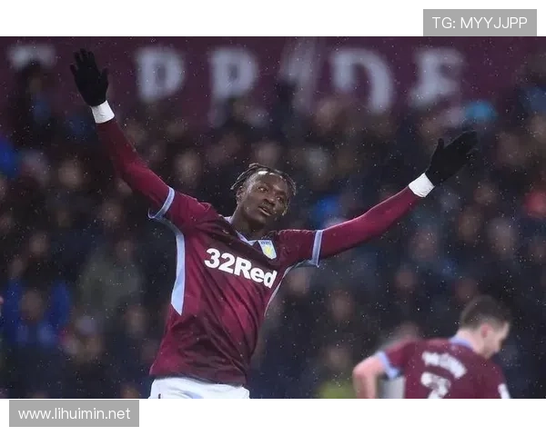 亚伯拉罕加盟阿斯顿维拉 转会费2100万英镑